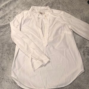 White ruffle collar shirt - Size Med - NEW